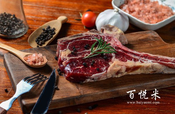 西餐的講究有哪些?帶孩子去吃,不要傻傻地喝檸檬水了